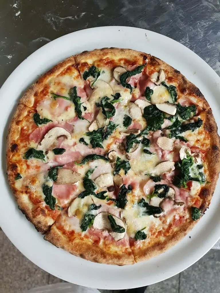 Menu_Holzofen-Pizzeria Däniken_Däniken_image_6