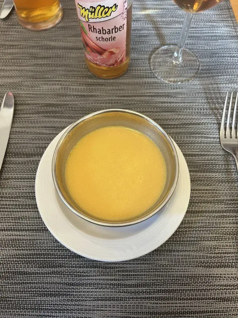 Harry Lecomte_Tulsi_Bern_review