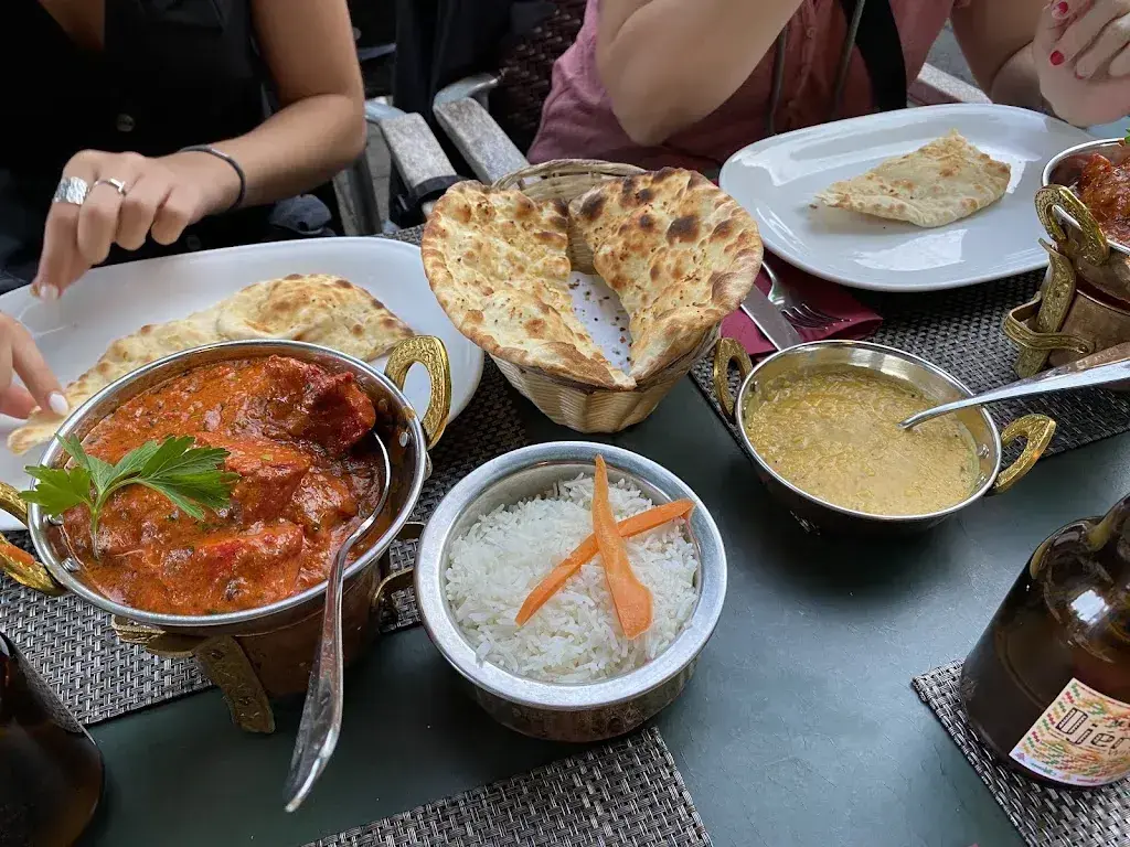 Enrique Pérez Gil_Tulsi_Bern_review