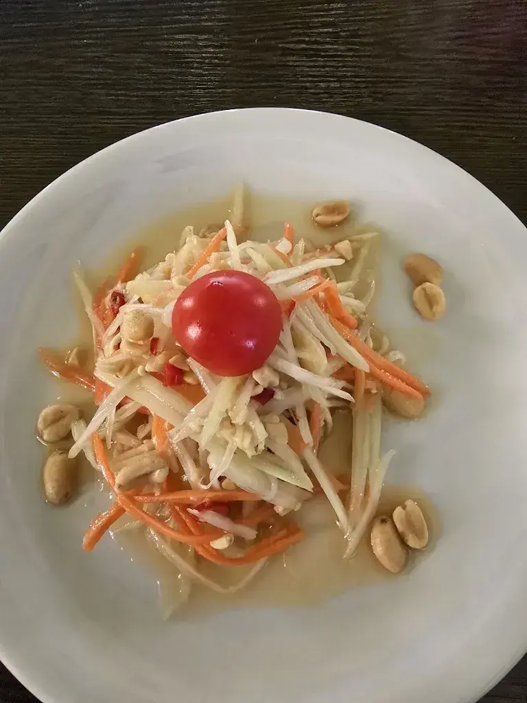 Martin Leutwyler_by Mas Thai Restaurant_Dulliken_review