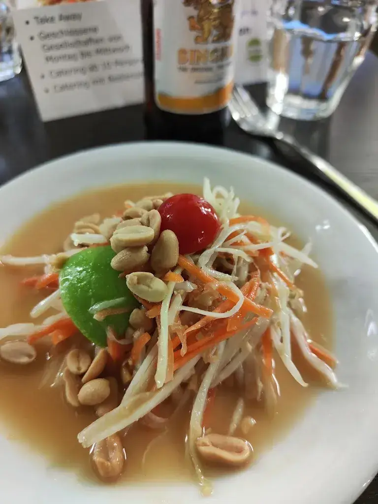 Manfred Mengon_by Mas Thai Restaurant_Dulliken_review