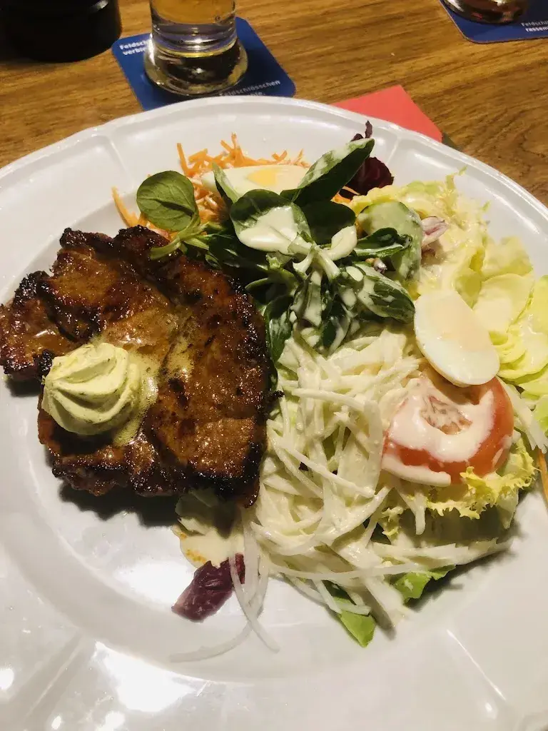 Laura Gonzalez_Restaurant Bahnhof Gültekin_Wangen bei Olten_review