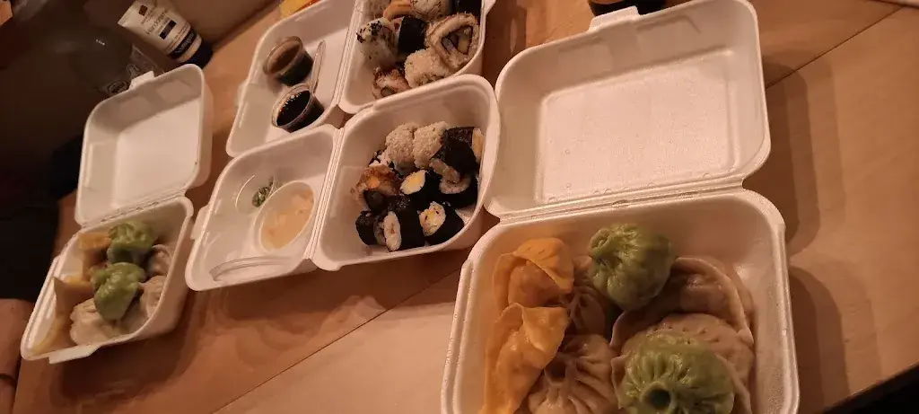 Toni Hustler_Hima-Momo Take Away_Hägendorf_review