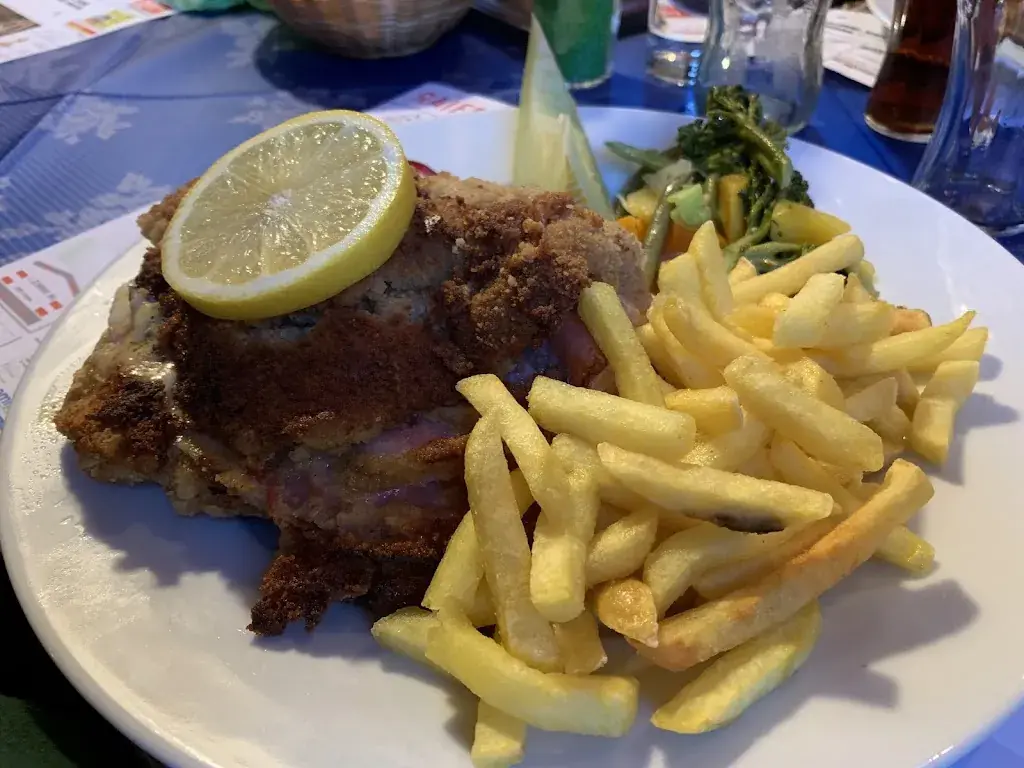 Alex Giss_Speiserestaurant Glashütte A. und U. Hänggi_Bärschwil_review