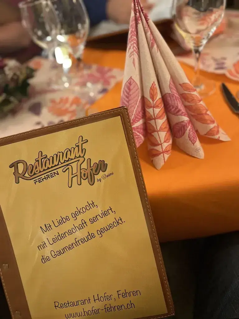 Silvia_Restaurant Hofer_Fehren_avis