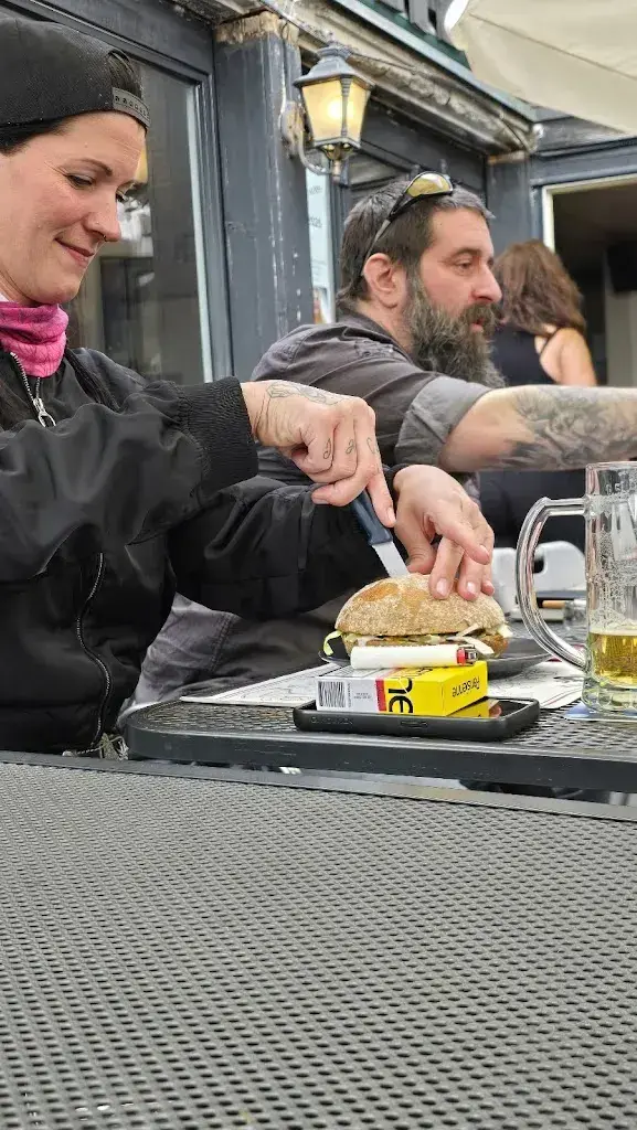 Der Motorrad Pate_Schlössli Pub Ditzler_Büsserach_review