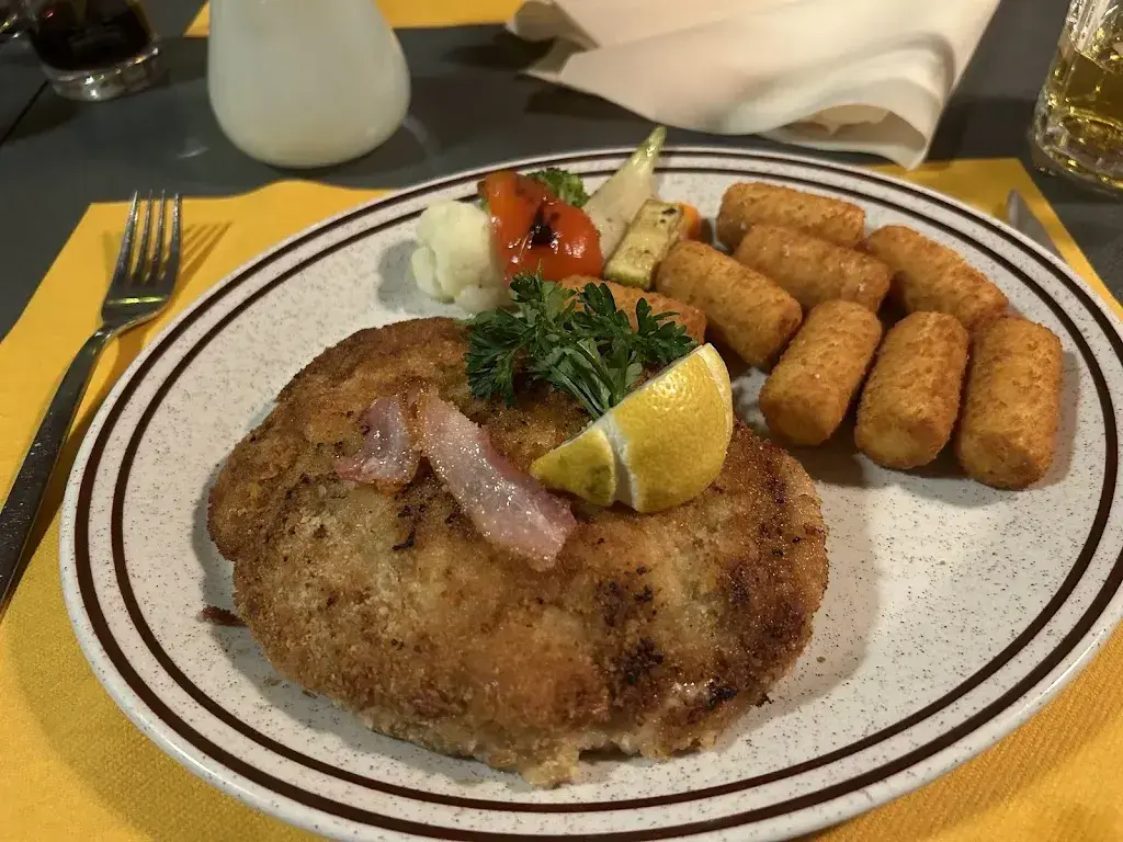 Menu_Bahnhof_Busswil bei Büren_image_1