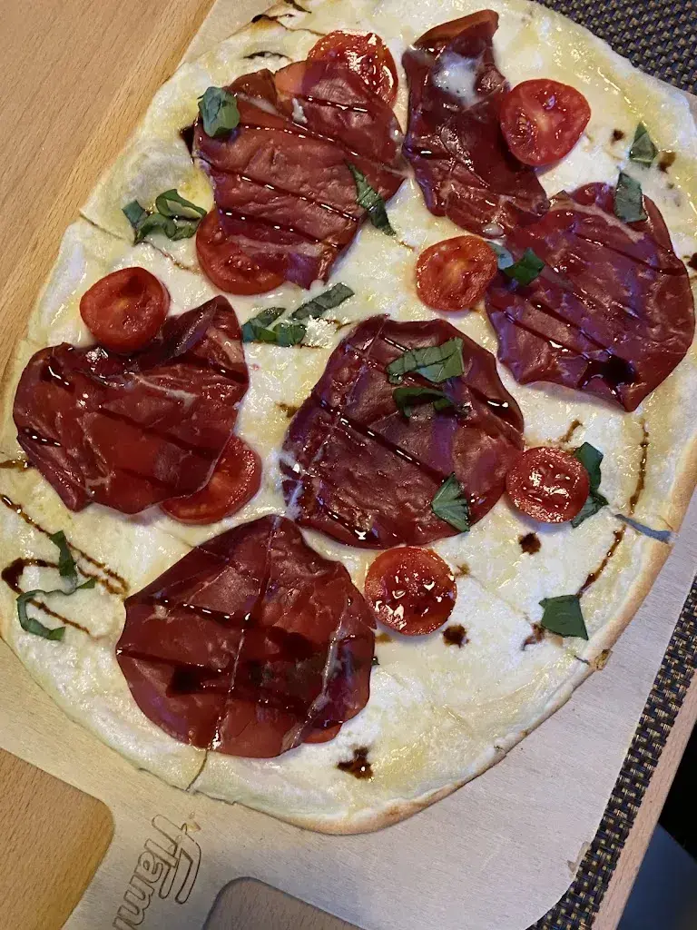 Немања Mарковић_Restaurant Rössli_Gasel_review