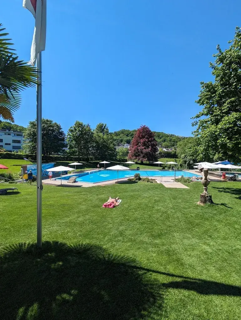 Theau Beurret_Buvette Gartenbad Bettingen_Bettingen_Bewertung