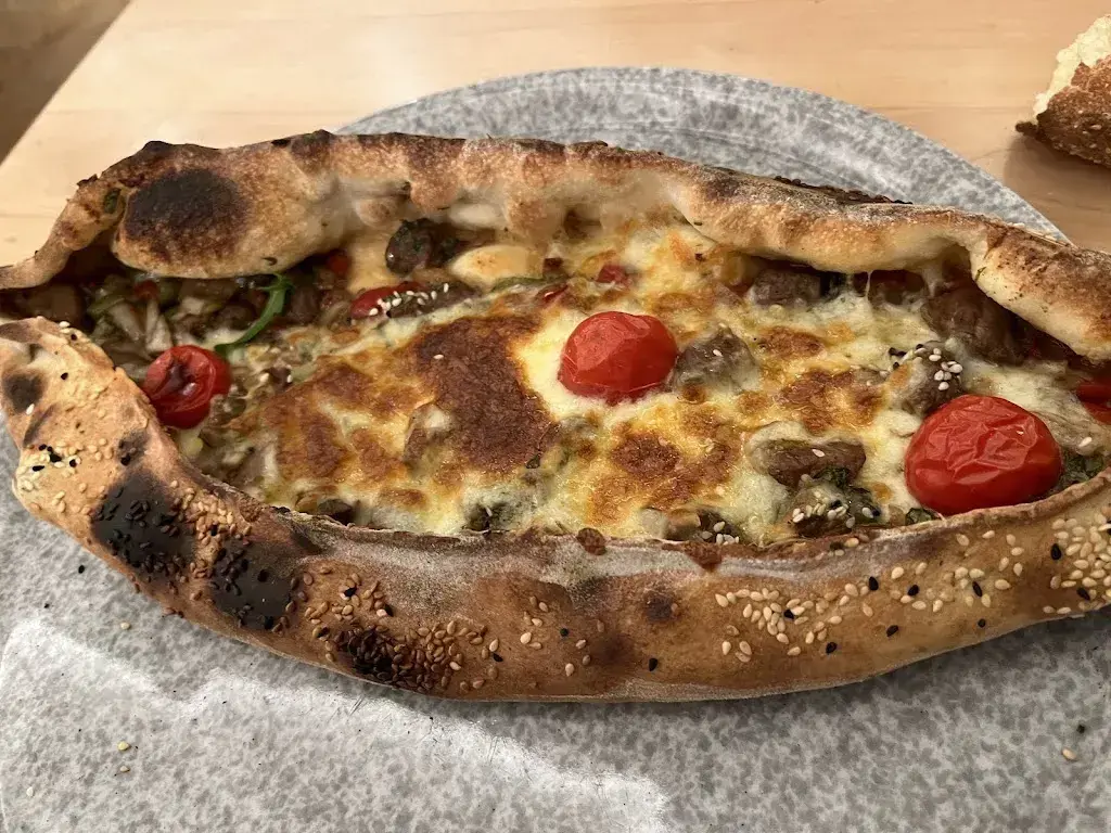 Gee deeps_Restaurant Pizzeria Rössli_Arlesheim_review