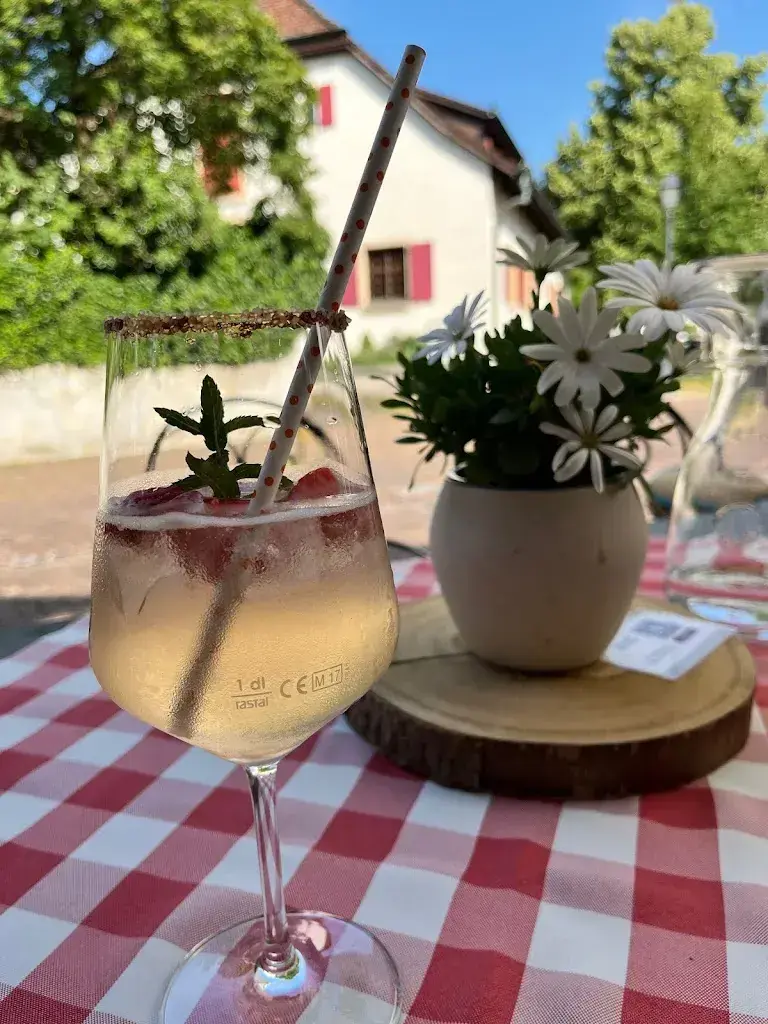 Hannah W_Vinothek Vis-à-Wyy_Arlesheim_review