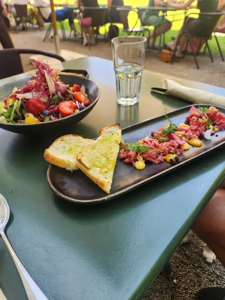 Zandrea Penn_Restaurant Beyeler in the Park_Riehen_review