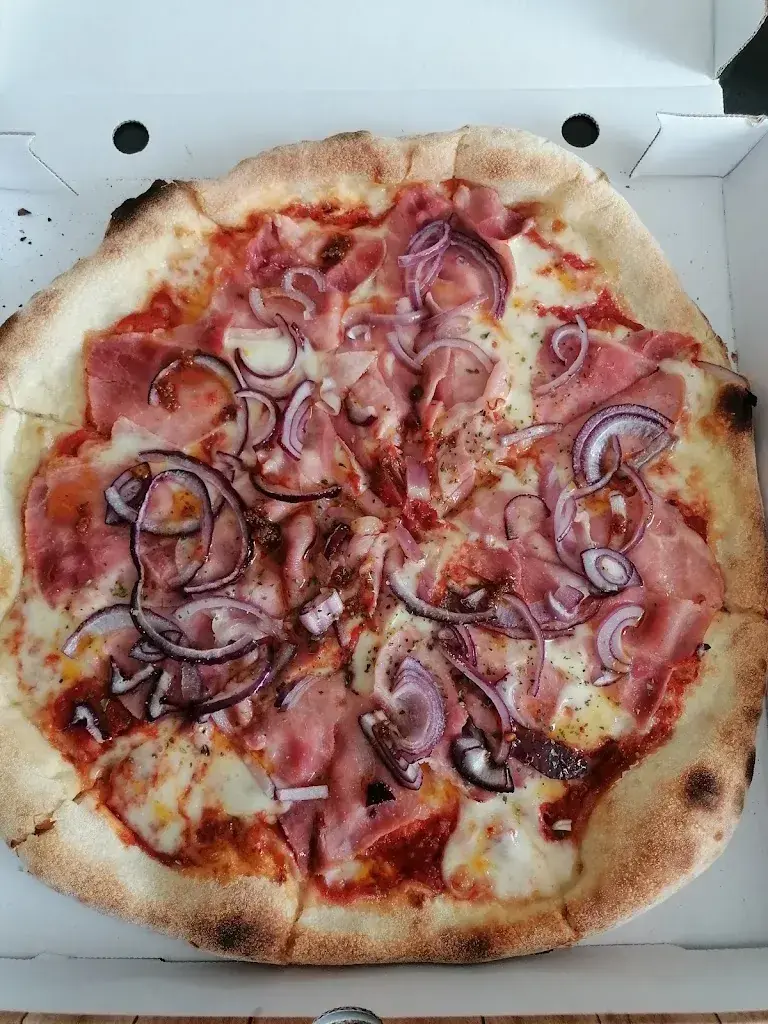 E. R._NEO‘s Pizza & Burger_Riehen_review