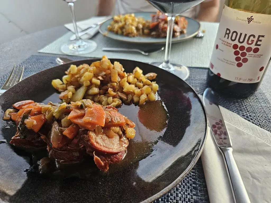 Menü_Restaurant Terrasse mit Fumoir_Birsfelden_Bild_9