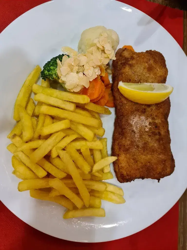 Menu_Restaurant Hard Birsfelden Küche, Fondue, Rösti, Filet auf heissem Stein, Sommerterrasse_Birsfelden_image_4