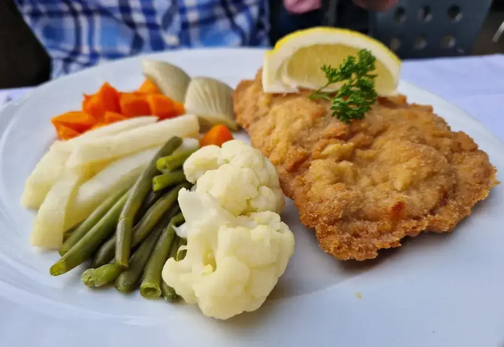 Kerstin Gallati_Restaurant Schützenhaus_Muttenz_avis