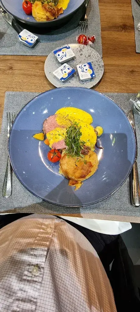 Rolly Solis_Restaurant Seegarten_Münchenstein_review