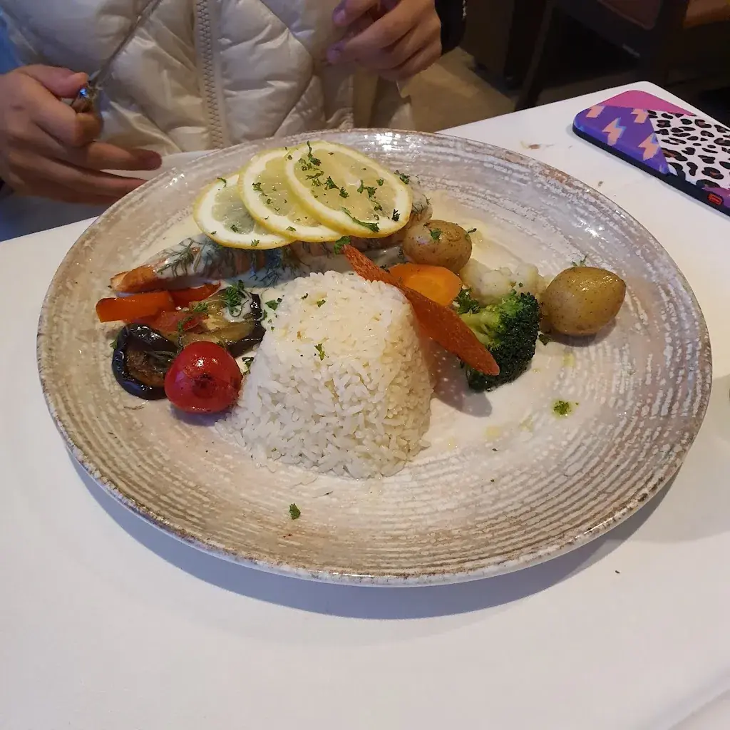 Yu uu_BONANZA Münchenstein | Restaurant Pizzeria_Münchenstein_review