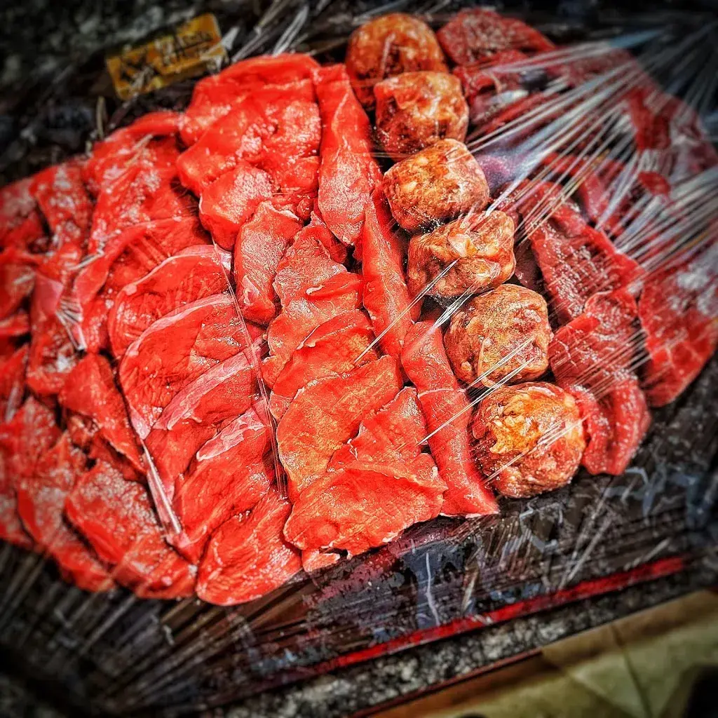 Peter Treier_Stachel Blauen_Blauen_review