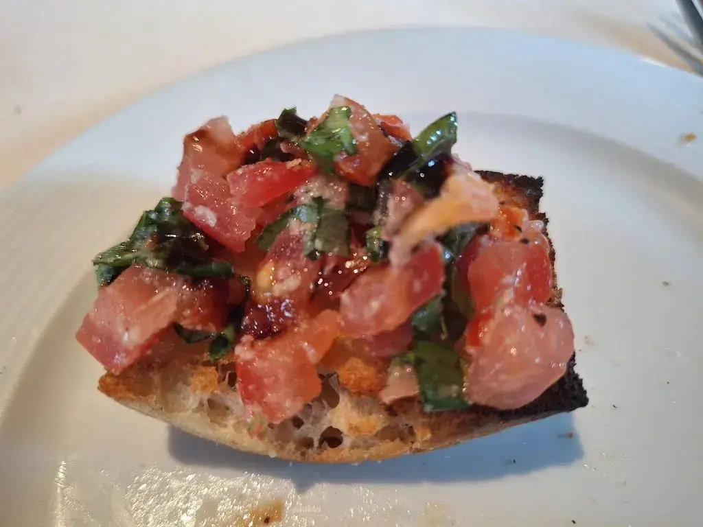 lea stutz_Domino_Brislach_review