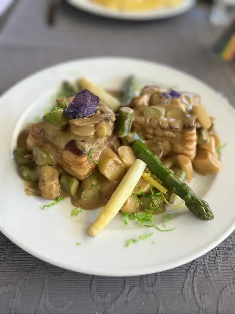 Larion Gulyás_Restaurant Chez Georges_Grellingen_review