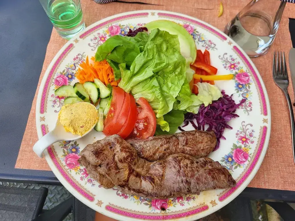 CORINA Hollenweger_Restaurant Ochsen_Laufen_review