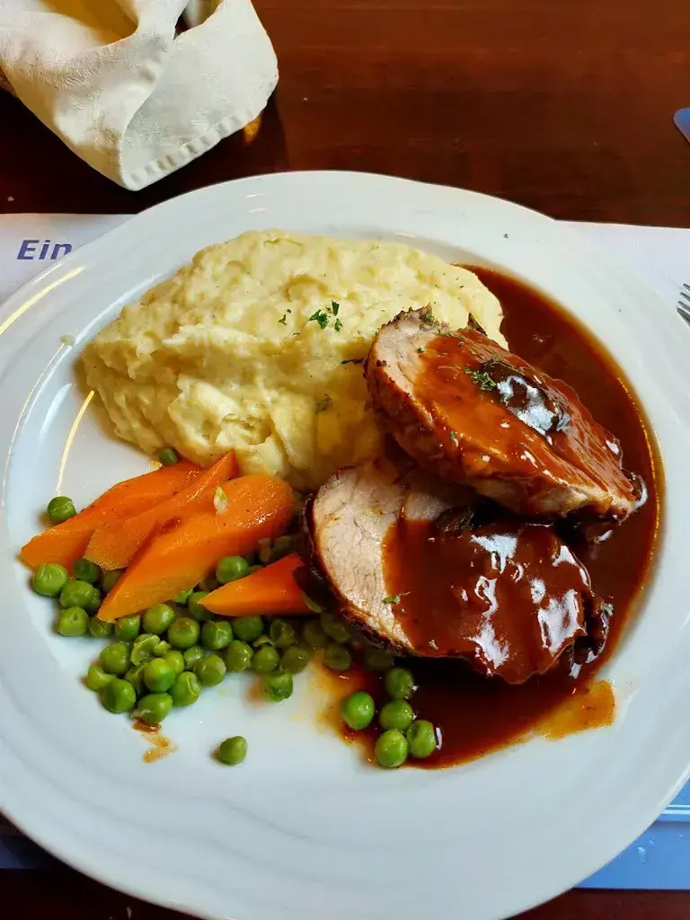 Fabian Peter_Restaurant Ochsen_Laufen_review