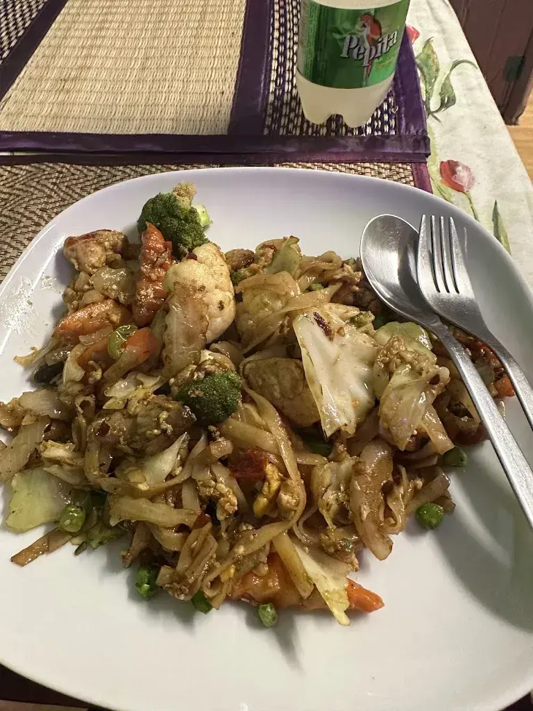 Menu_Thai Food Joy_Augst_image_6