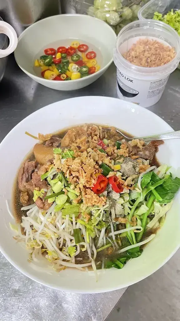 Phatthawut Aimlamoon_Thai Food Joy_Augst_review