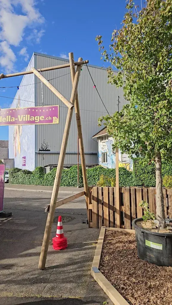 Thorsten Koy_Bredella-Village.ch_Pratteln_review