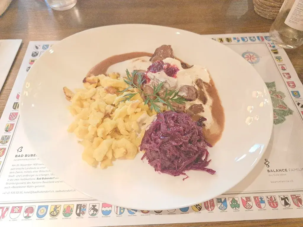 Massimo Calo_Wirtschaft zum Bott_Bubendorf_review