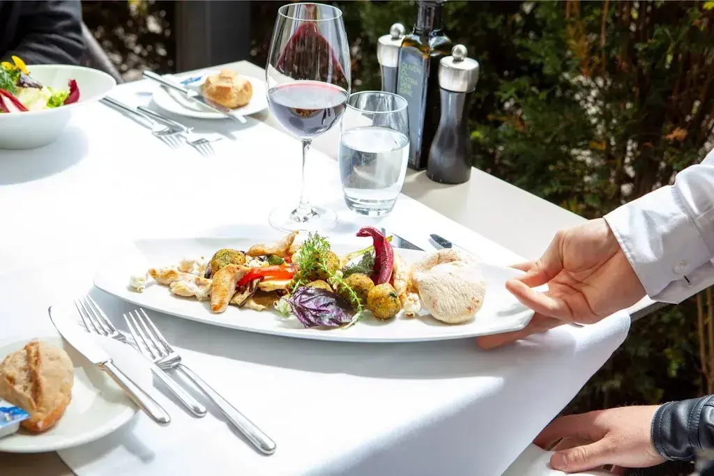 Gartenwirtschaft restaurant à Bubendorf