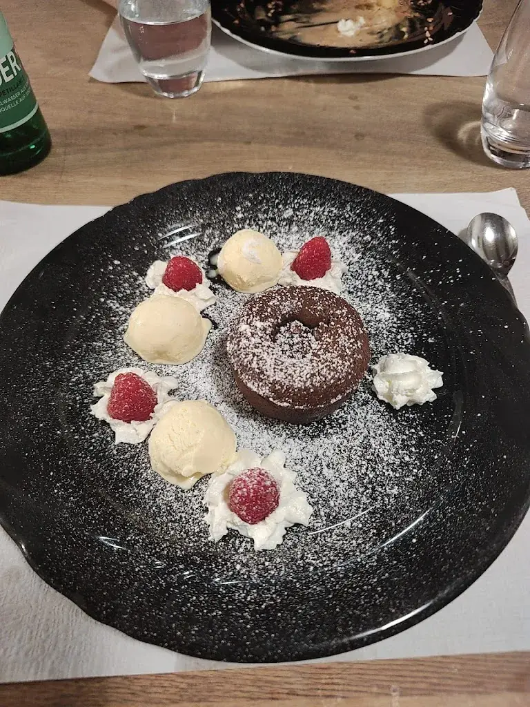 Robin B._Löwen_Rünenberg_avis