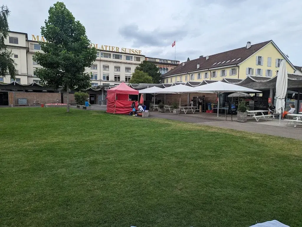 Wade Stoddard_Seebad Kilchberg_Kilchberg_review