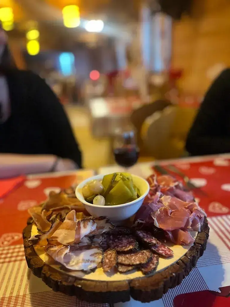 Célia_Auberge De Tissiniva_Val-de-Charmey_review