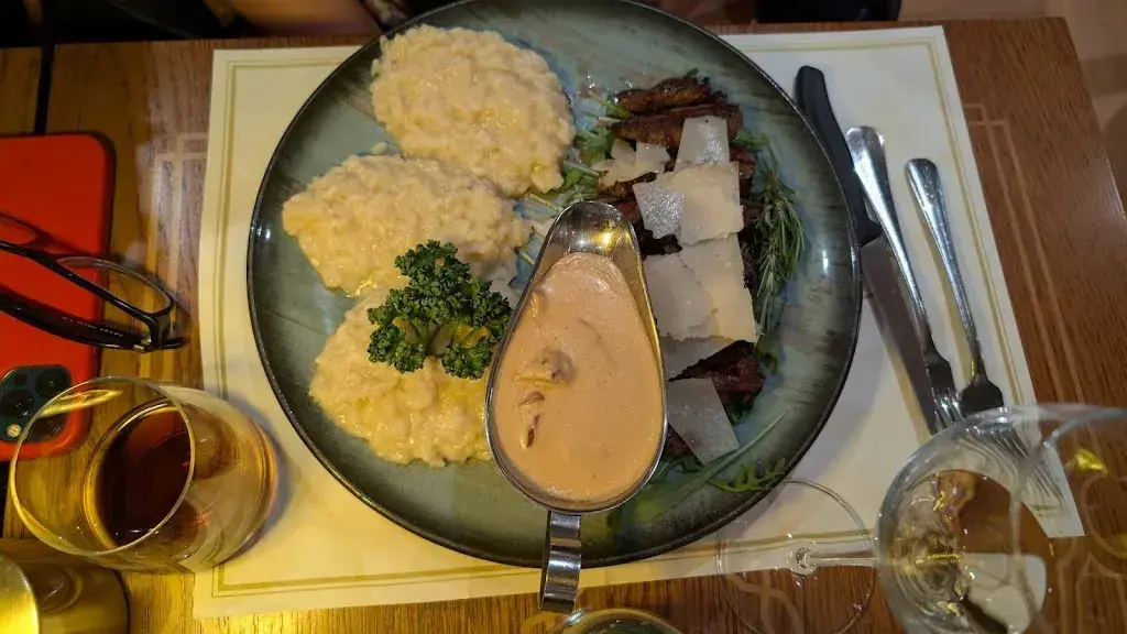 Marcio Siviero_Piazza Italia_Bern_review