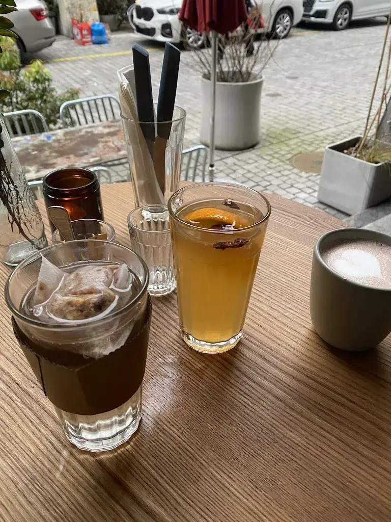 Menu_J U L_Bern_image_8