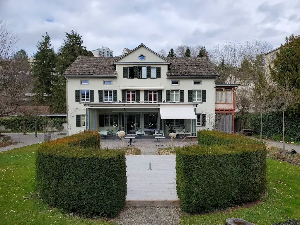 Evgeny Kozlov_Villa Sommerlust_Schaffhausen_review