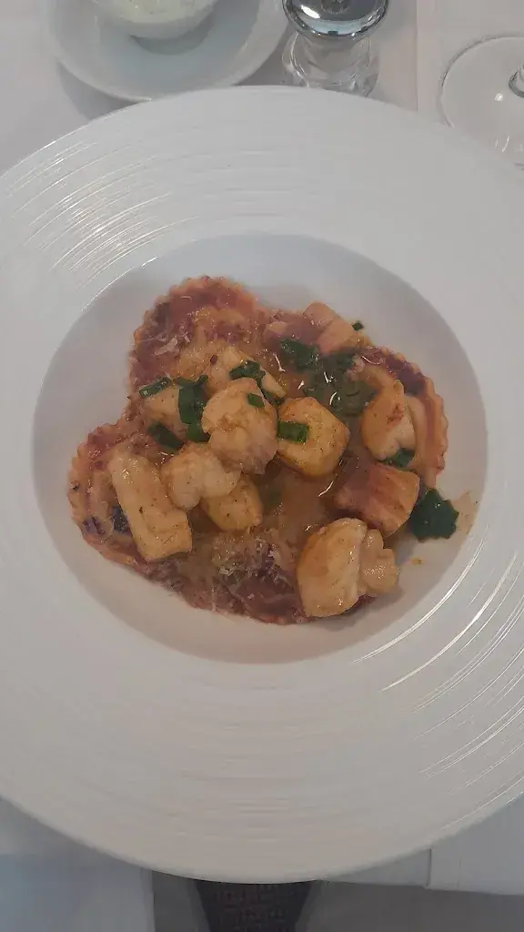 Anthony O'Connell-Gros_Wirtschaft zum Frieden_Schaffhausen_Bewertung