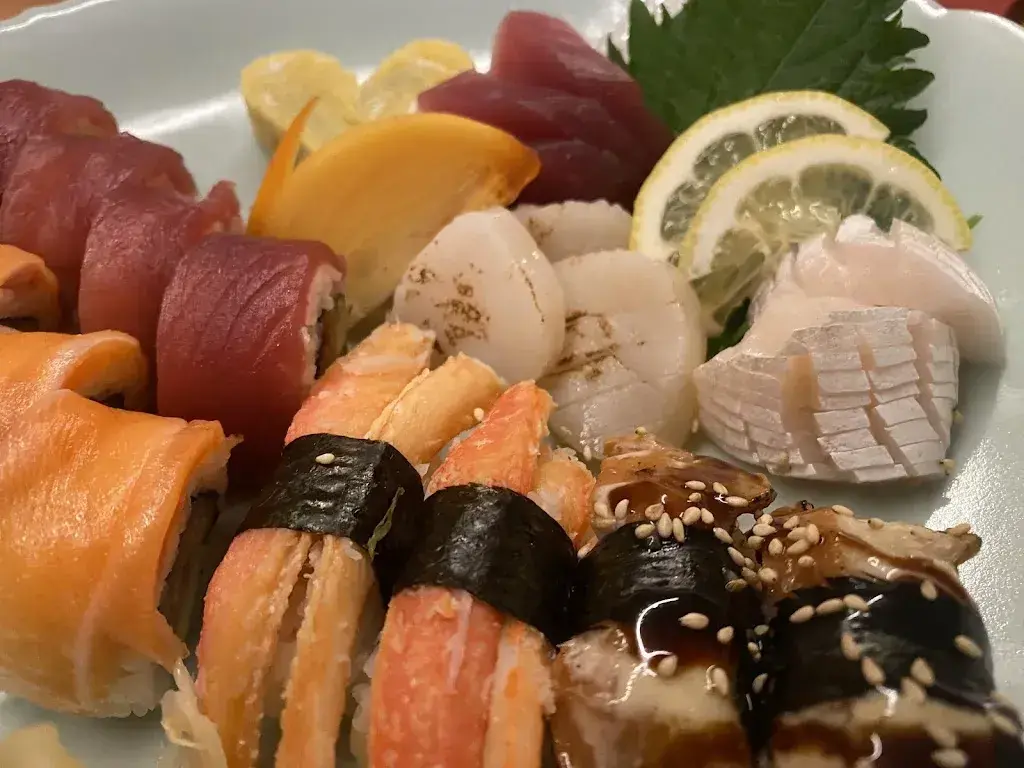 Dominic “Masi” Massatsch_KENTO Japan Sushi Restaurant_Schaffhausen_review