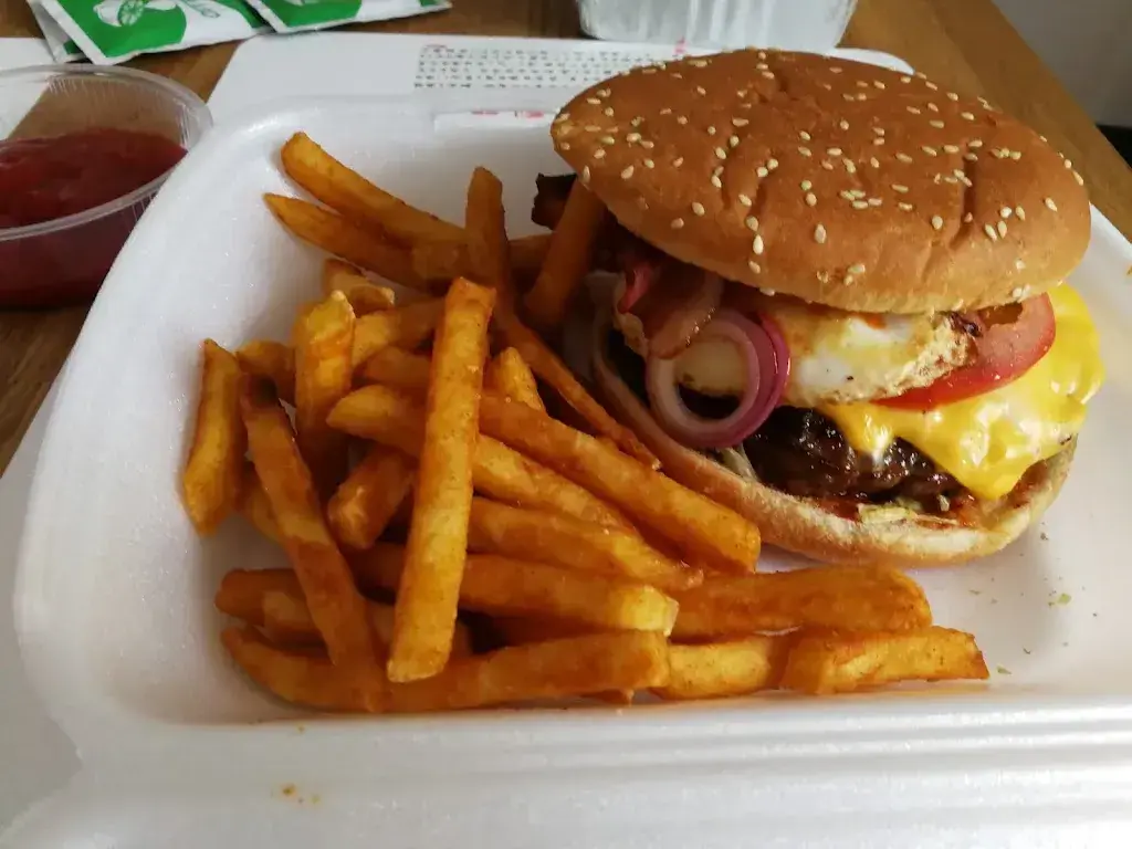 Menü_Suren's_Schaffhausen_Bild_2