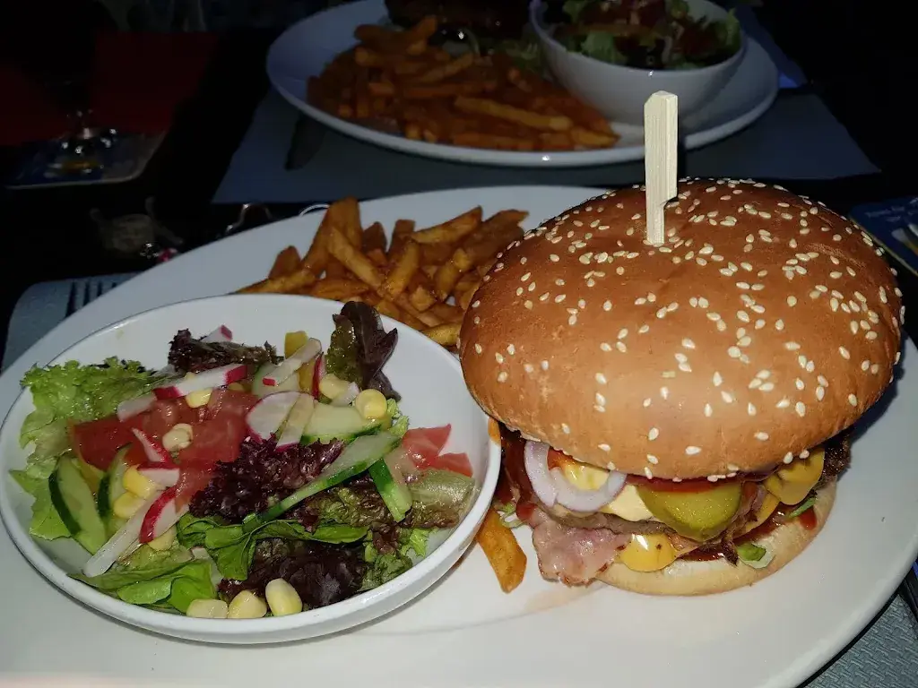 Menü_Suren's_Schaffhausen_Bild_3