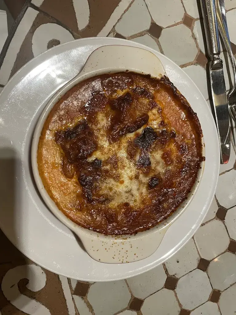 Nida özeçoğlu_Santa Lucia Schaffhausen_Schaffhausen_review