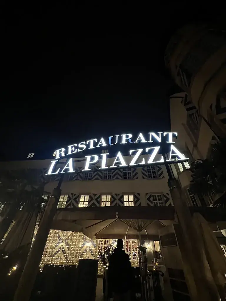 Aravind Ramachandran_Restaurant La Piazza, Schaffhausen_Schaffhausen_avis