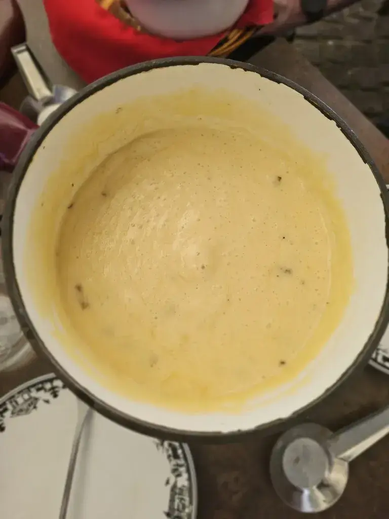 Erin Fischer_Zum Königstuhl - Schweizer Restaurant in Zürich Niederdorf_Zürich_review