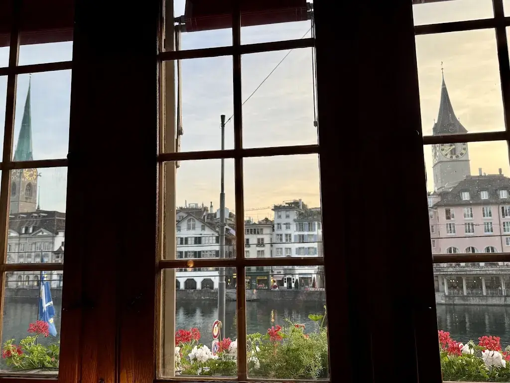 christi_Haus zum Rüden_Zürich_avis