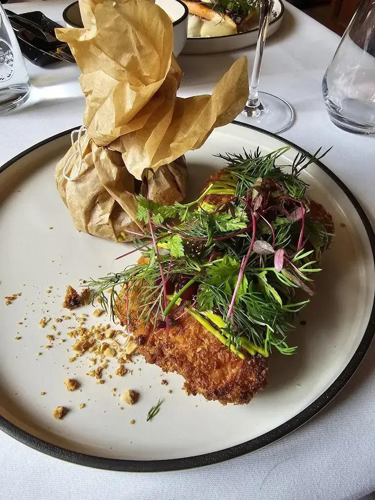 Lorraine Y_noah's Schützenstube_Schaffhausen_avis