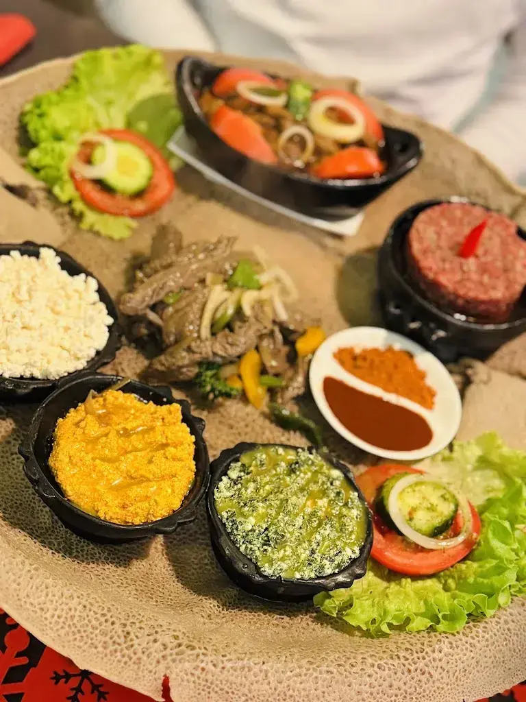 Biniam Shiferaw_Africana Restaurant_Schaffhausen_review