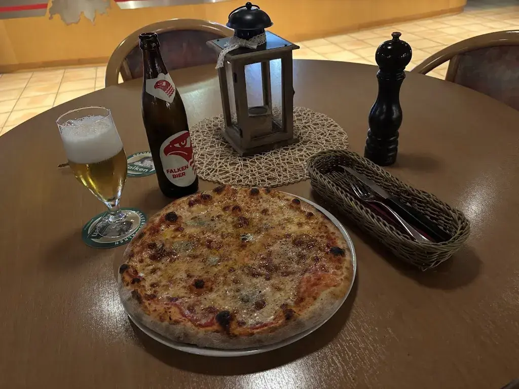 PatrickVDNL_Café Restaurant Schwyzerland_Thayngen_Bewertung