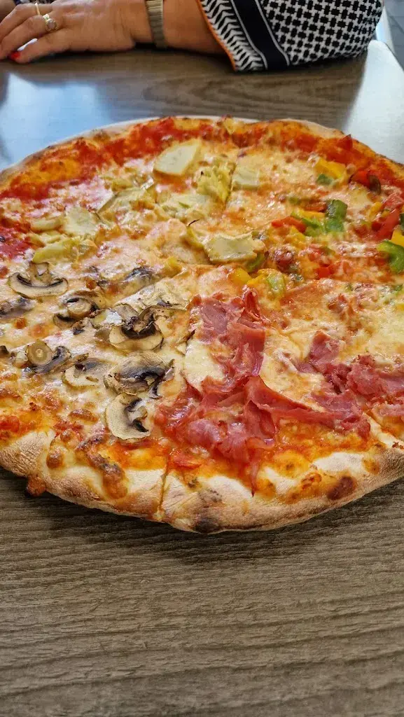 Menü_Restaurant Pizzeria Wilhelm Tell_Altdorf_Bild_9